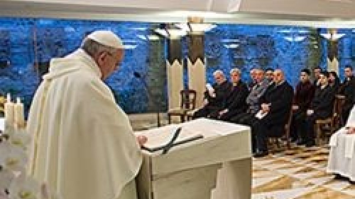 El Papa Francisco recordó las palabras fuertes de Jesús respecto a quienes se acomodan en una doble vida de pecado y apariencia