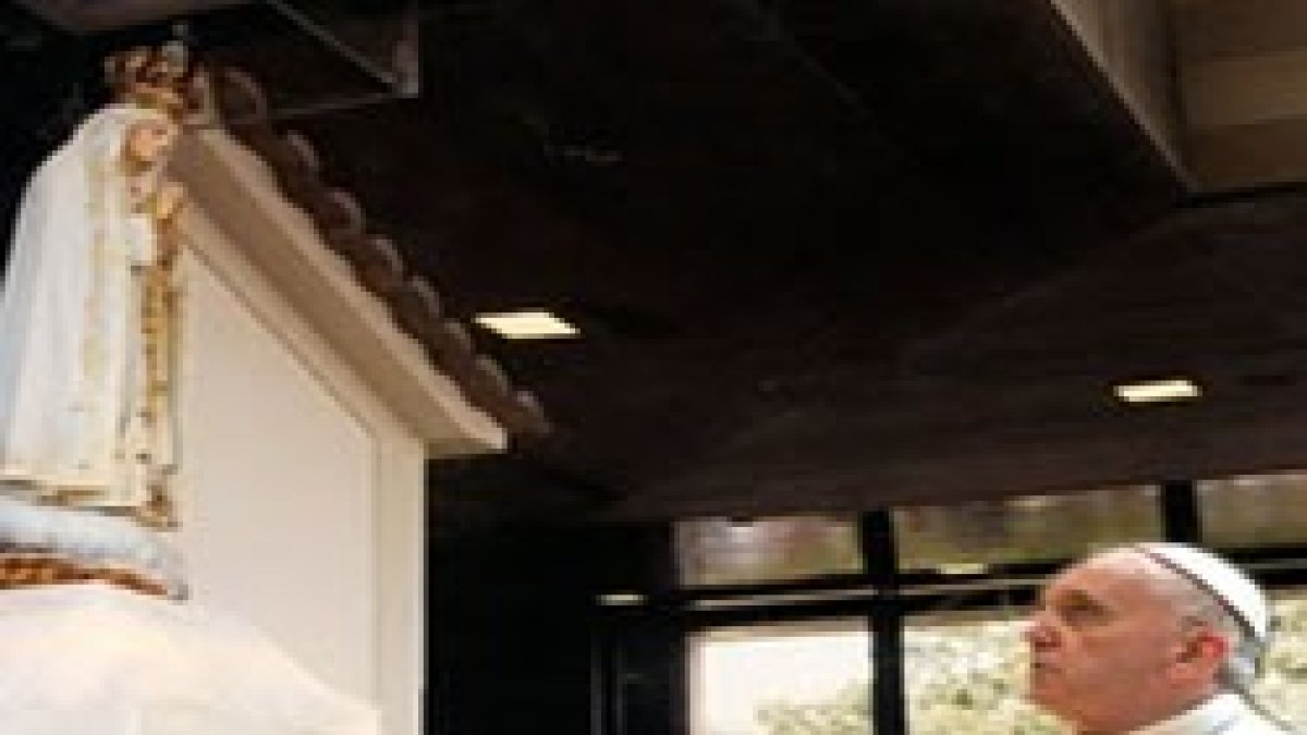 «Francisco es consciente de la dificultad y la exigencia de su misión, por eso necesita a María»