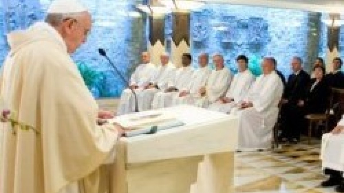 El Papa Francisco predica cada mañana en la residencia Santa Marta donde se aloja