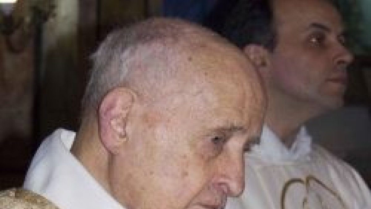 Alessandro de Sanctis, considerado el sacerdote más anciano de Italia