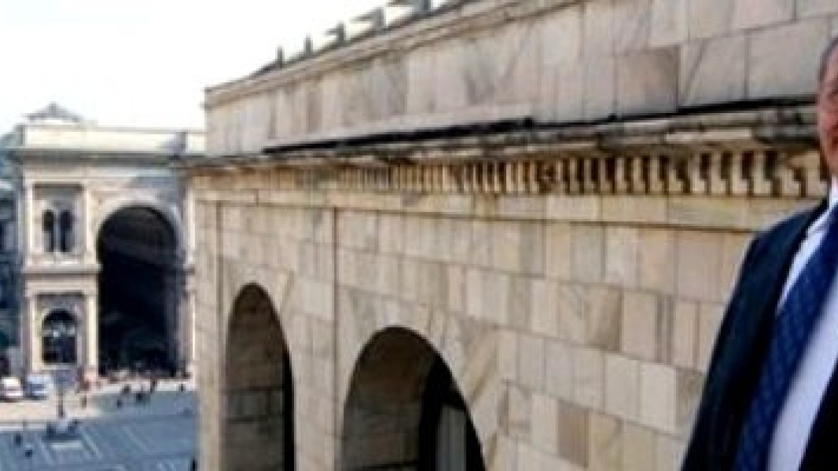 Aldo Brandirali, en su etapa como político católico... su origen estaba muy lejos de la fe cristiana