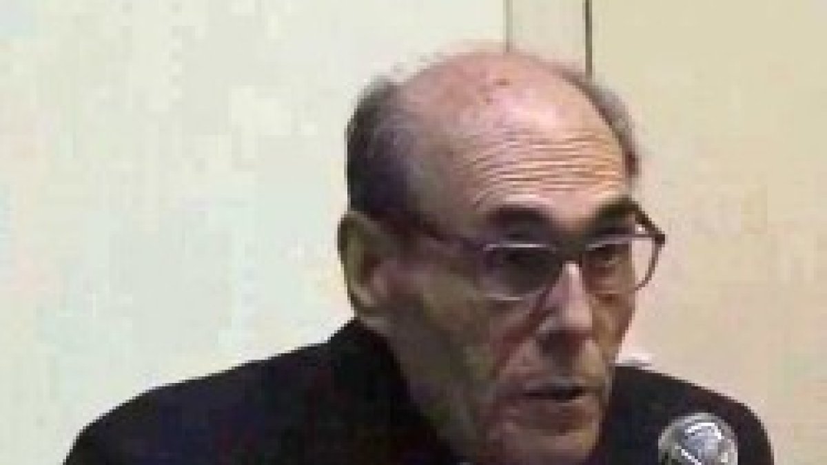 El obispo auxiliar emérito de Barcelona, Pere Tena, era conocido por su relevancia como liturgista