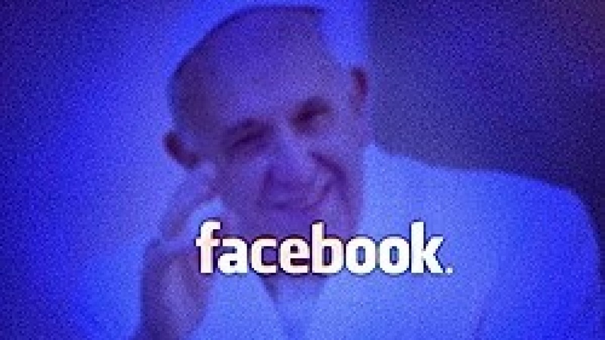 Twitter, YouTube, Google... Francisco es un ciclón en la red.