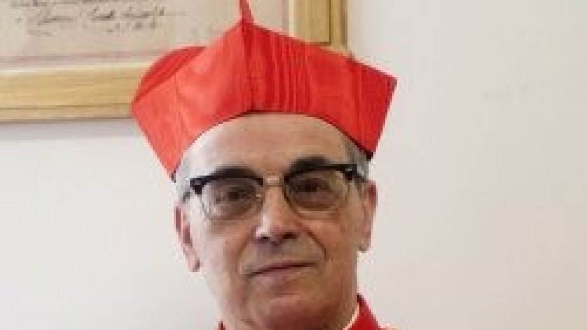 El cardenal Santos Abril tiene experiencia en pilotar entidades económicamente complejas