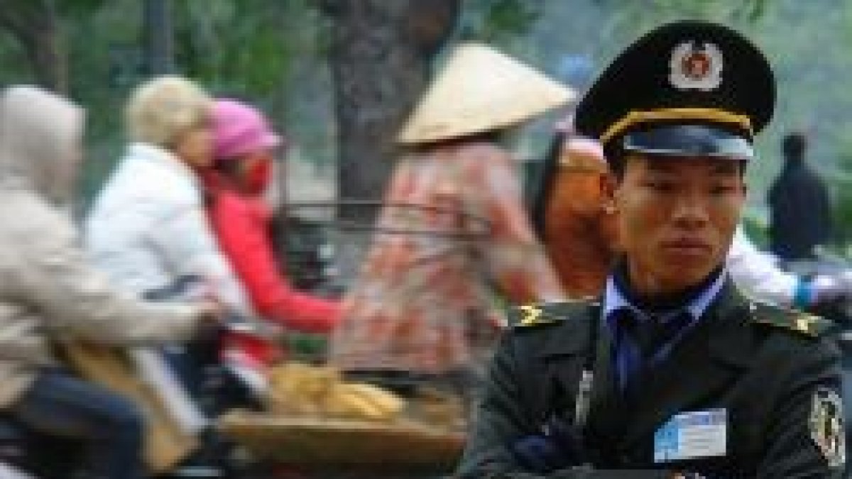 La nueva Constitución se presentó como abierta a las ideas de la sociedad pero en realidad está diseñada por el Partido desde el laicismo comunista