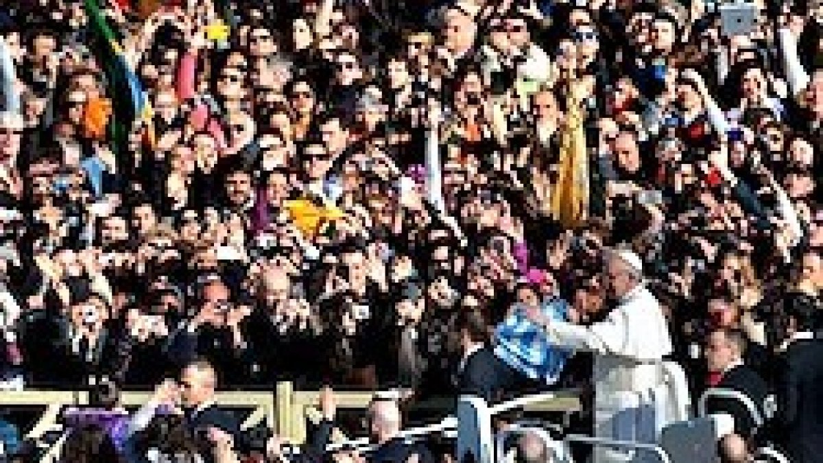 Por el bautismo todos los fieles son llamados a ser evangelizadores y misioneros.