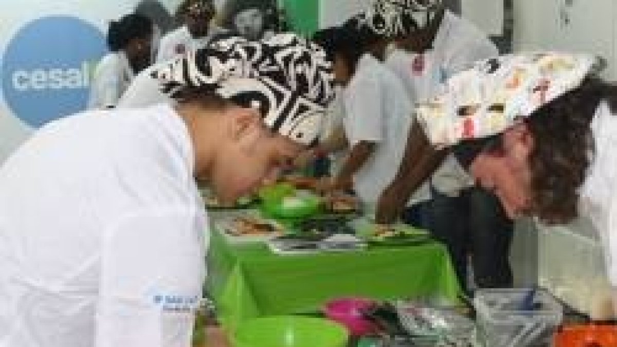 Entre las actividades culturales un showcooking a cargo del cocinero David Muñoz