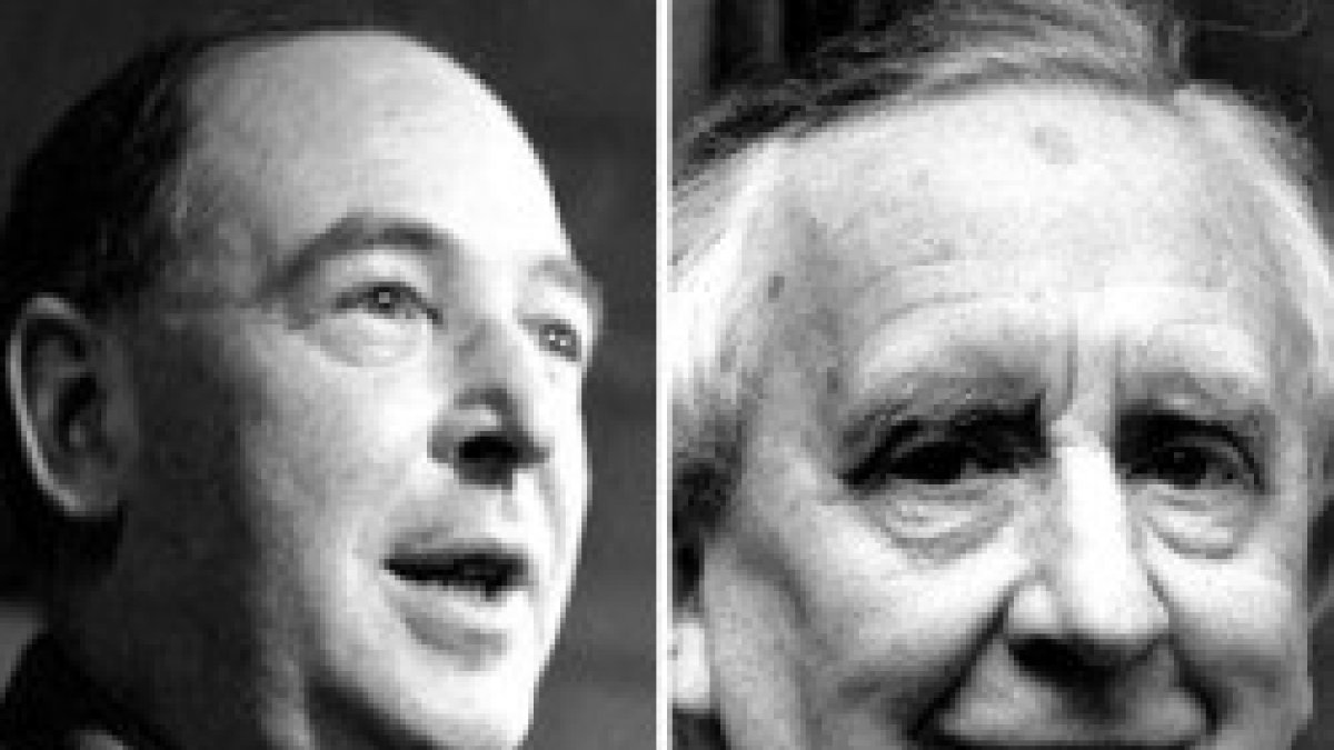 Lewis y Tolkien fueron amigos muchos años, se leían y comentaban sus textos uno al otro