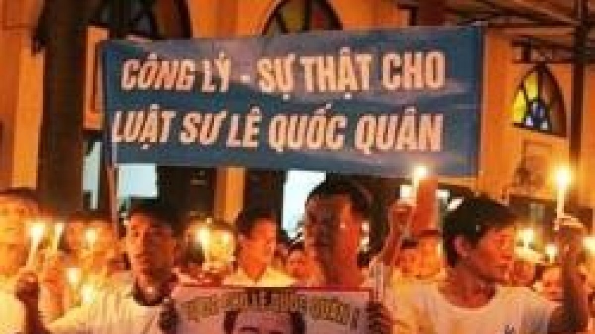 Vigilia de oración pidiendo la liberación del abogado católic Le Quoc