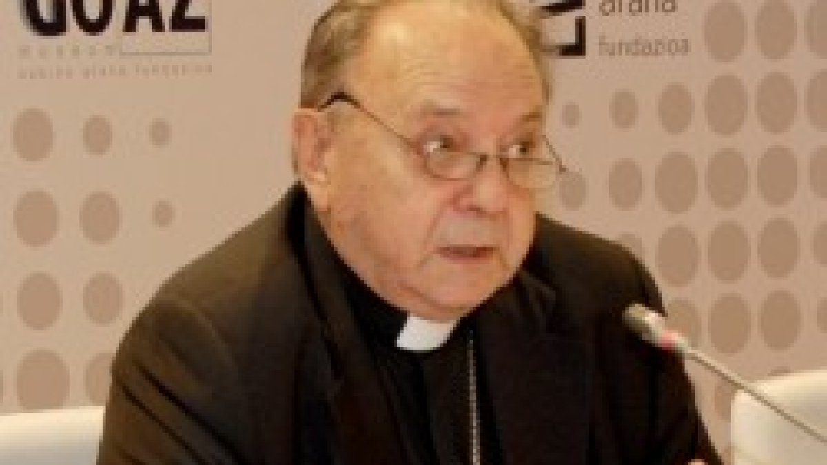 El obispo Uriarte realizó un papel de facilitador en los contactos de la tregua de ETA de 1998