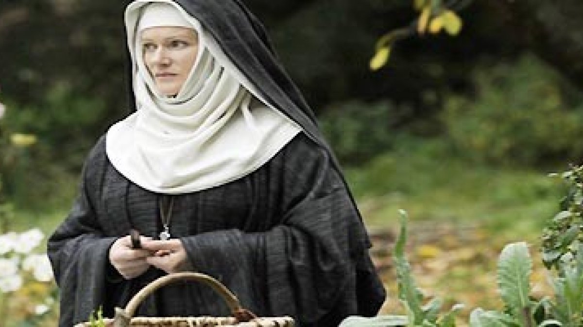 Barbara Sukowa interpretó a Santa HIldegarda en la película Visión, dirigida en 2009 por Margarethe von Trotta.
