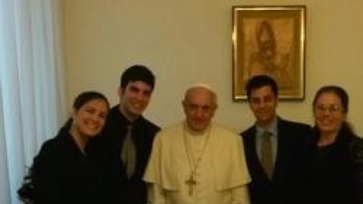 La familia Payá Acevedo, en su encuentro con el Papa en mayo - fue entonces cuando le entregaron la carta que ahora es pública