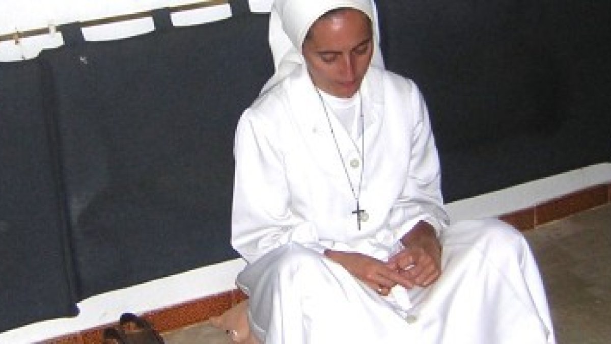 Poder estar en silencio, concentrado en oración, contemplación o pensando, es algo que pocos consiguen en nuestra época sin entrenamiento