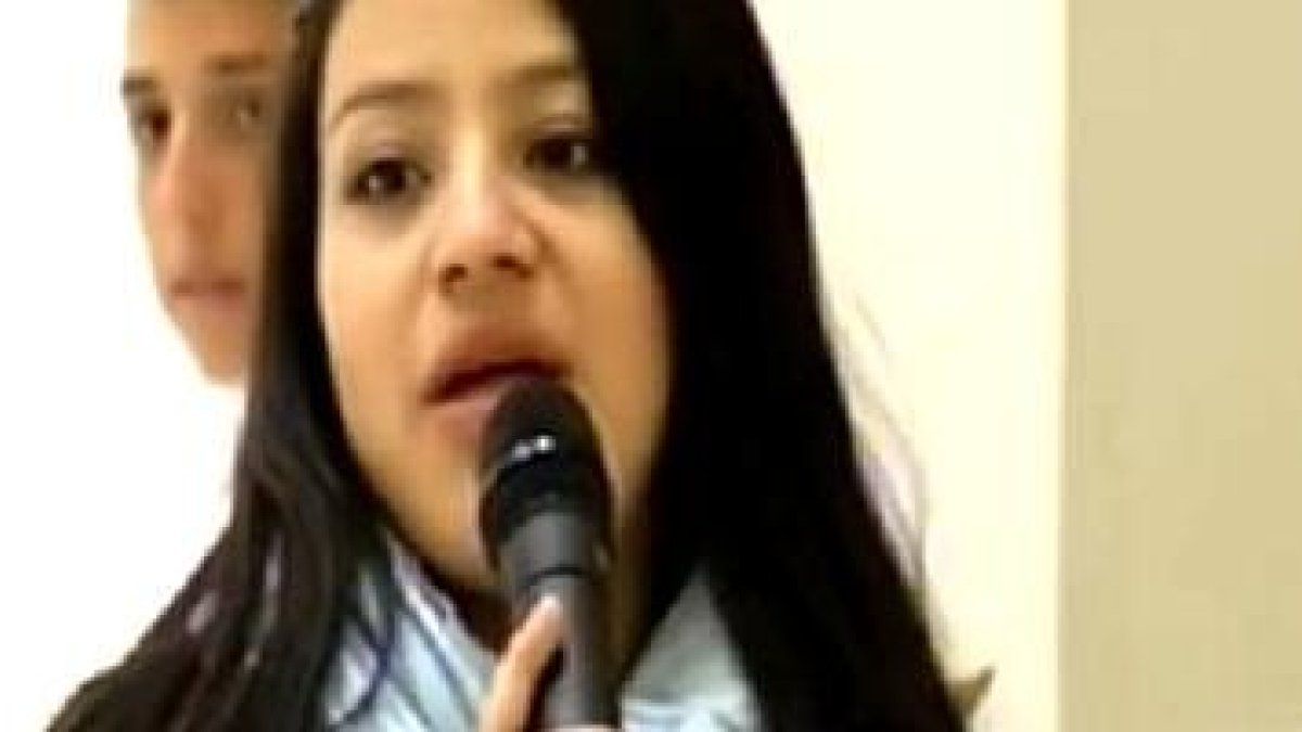 Michelle cuenta su testimonio en una parroquia de Madrid