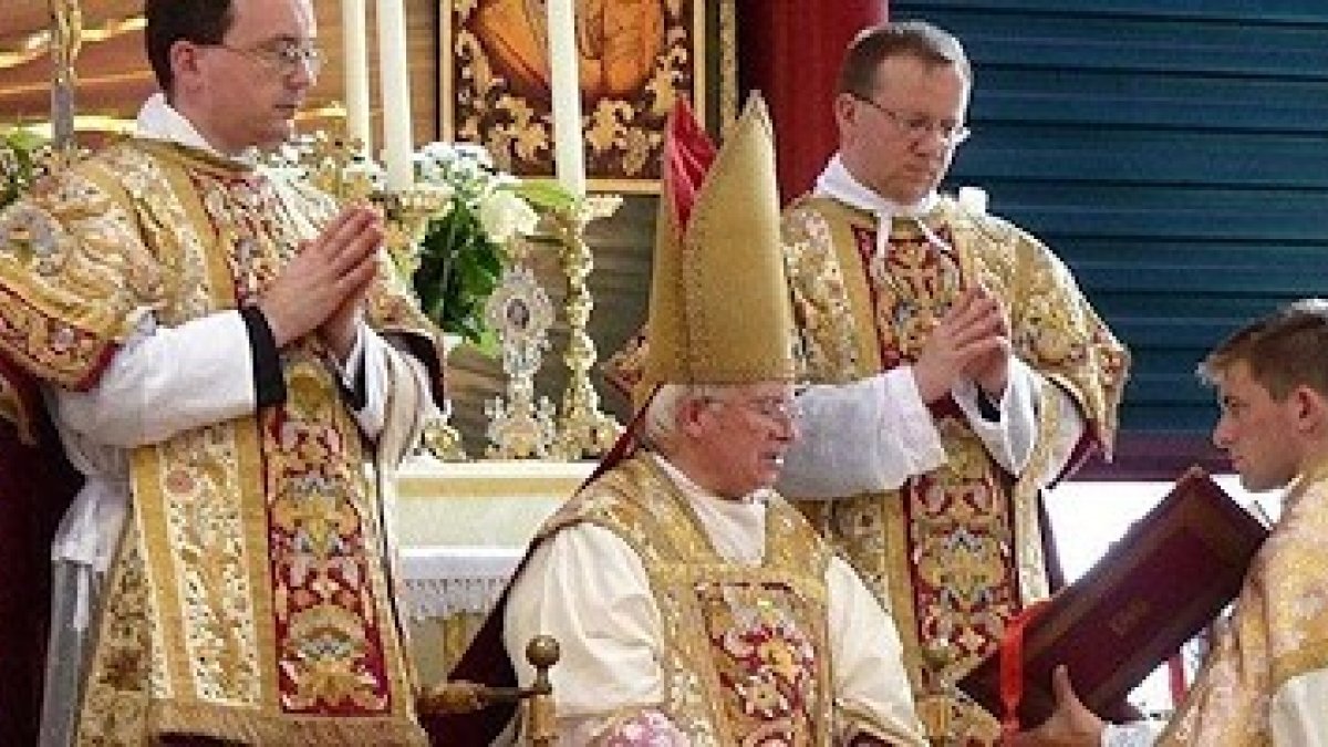 El cardenal Cañizares ha celebrado en más de una ocasión la misa tradicional.