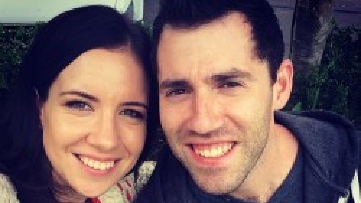Toni Romero y su esposa Tania fueron los traductores de Hillsong al español varios años, ahora les ayuda un gran equipo de traductores
