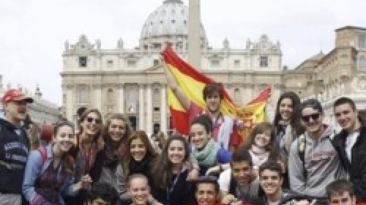 Muchos españoles han acudido a la histórica canonización