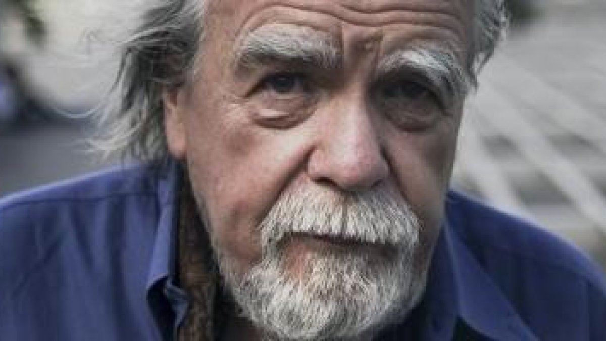 Intentó matar a 007, ocultar crímenes a Guillermo de Baskerville... y ahora alaba a Dios en la Renovación Carismática y el Emmanuel