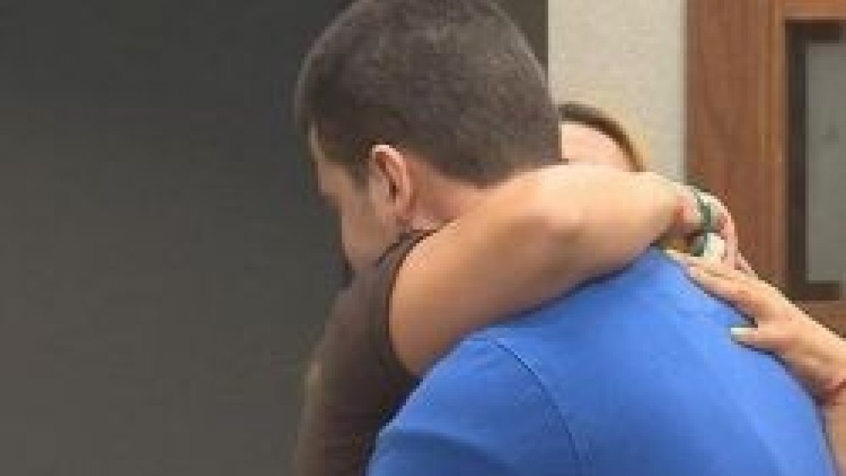 Addy abraza y perdona al joven Jordyn que mató a su hija por error