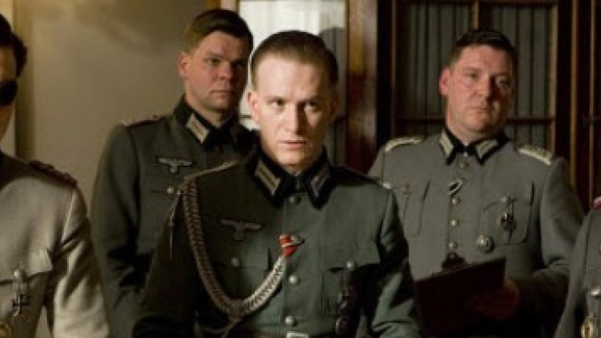 La película Operación Valquiria, de 2008, recoge otro de los episodios de militares alemanes opuestos a la locura hitleriana