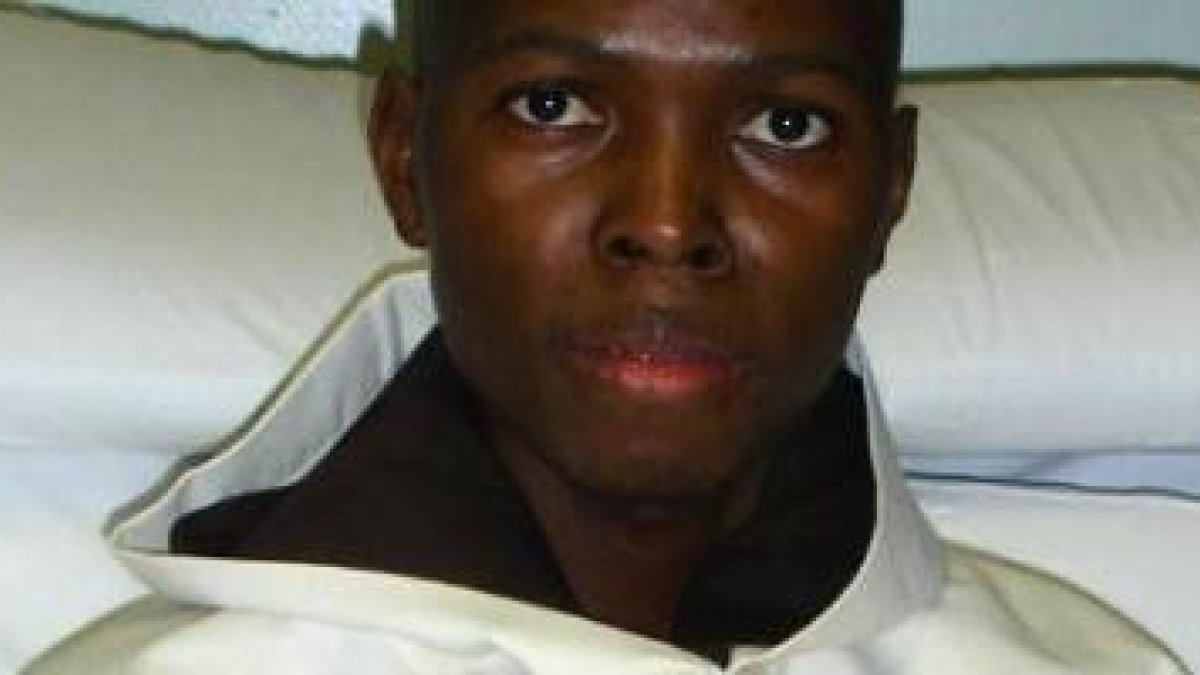 Jean Thierry Ebogo murió con 23 años, cumplido su sueño de ser carmelita... y da fruto después de dejar esta vida