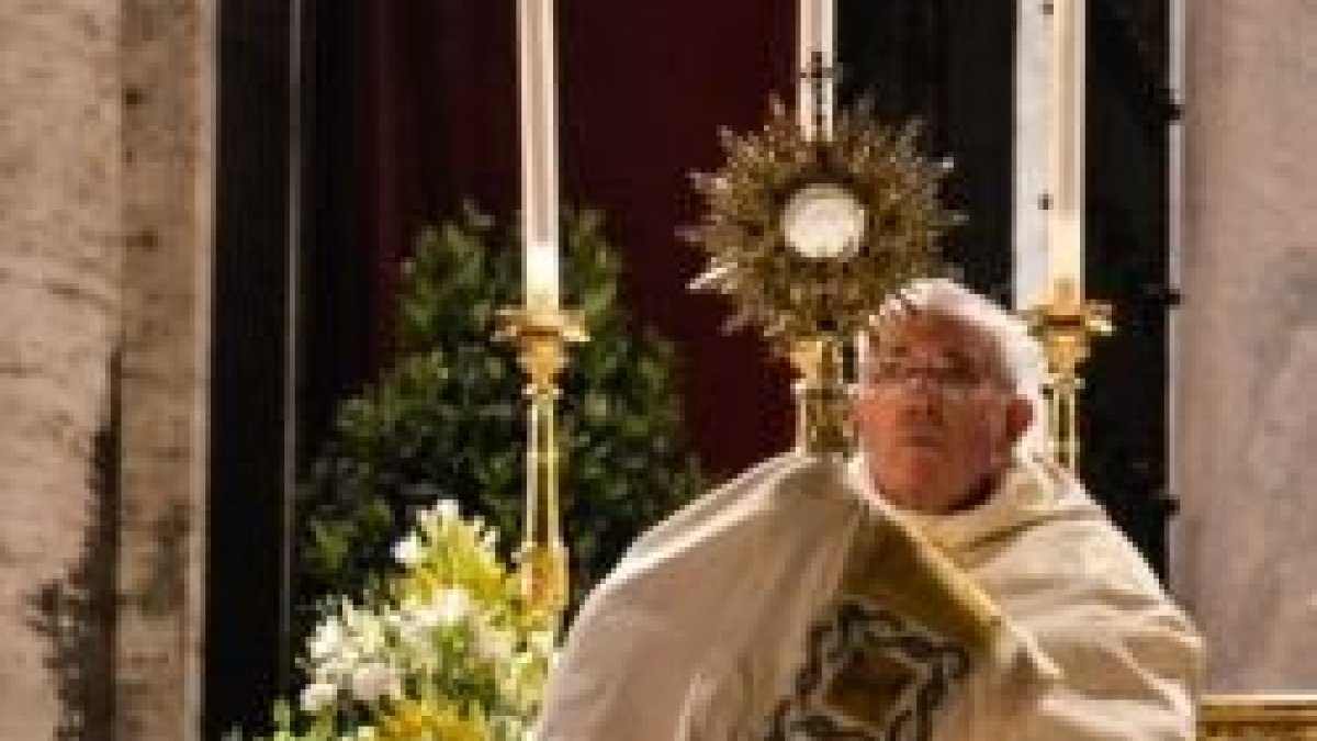 El Papa Francisco en la misa de Corpus Christi en Roma