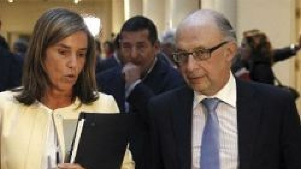 Con Felipe o Aznar, Zapatero o Rajoy, con o sin crisis, España siempre está a la cola de la UE en ayudas familiares.. ¿qué harán Mato y Montoro?