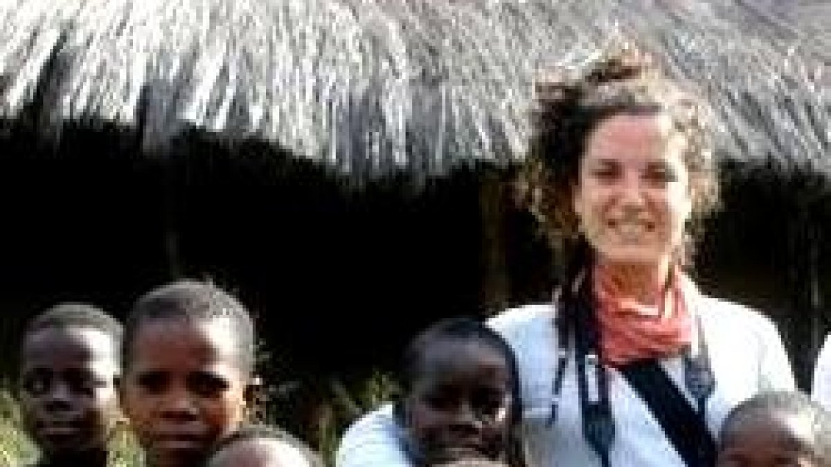 Cristina Sánchez en África... ha sido una de las impulsoras de un proyecto para misioneras en Malawi; suele escribir de solidaridad y cultura