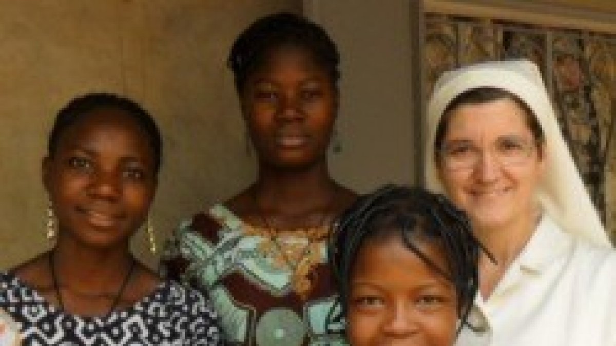 Sor Rosario Martínez, misionera de María Inmaculada en Bobo-Diulasso - Burkina Faso