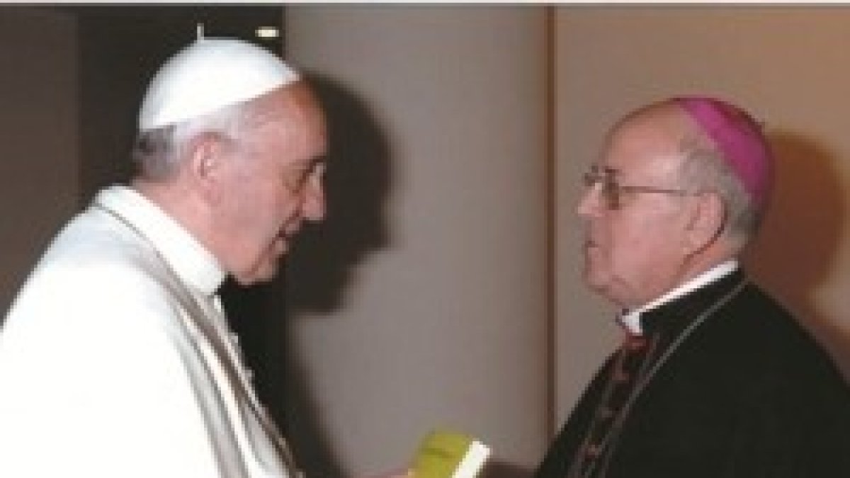 El arzobispo Blázquez con el Papa Francisco en una reunión anterior