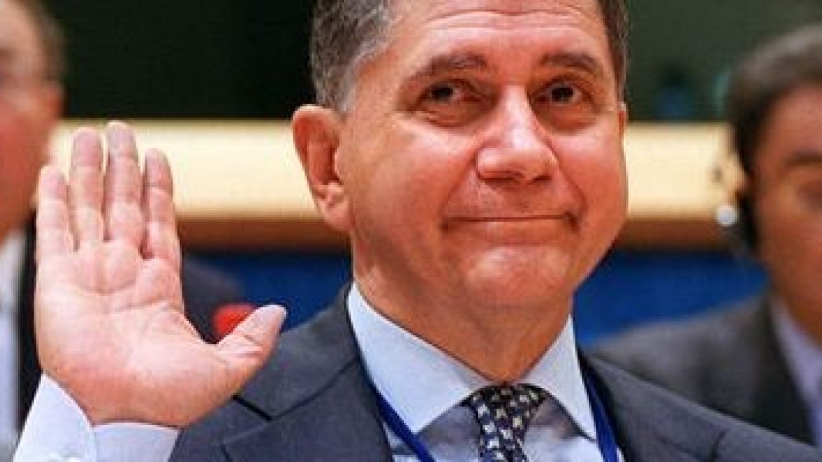 Rocco Buttiglione dice que no hay que rendirse en la lucha cultural ni política y que vale la pena invertir en organización, cultura, testimonios y juventud