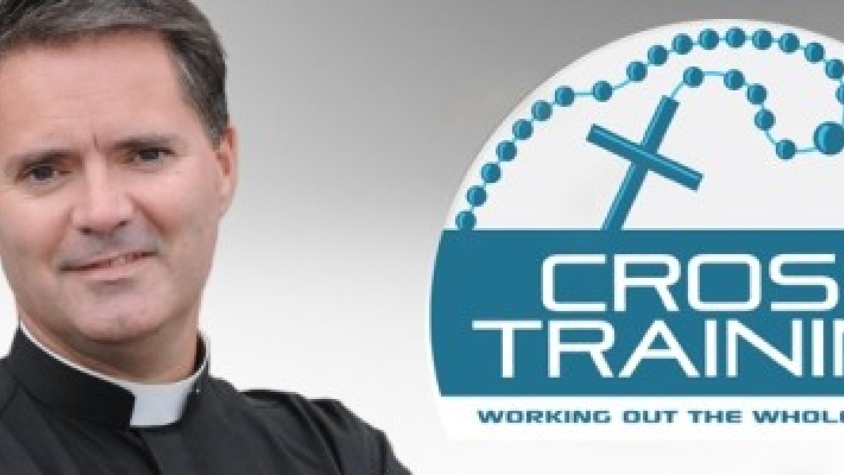 James Mallon, desde hace un tiempo, también dirige un programa de comentarios teológicos en la cadena EWTN llamado Cross Training