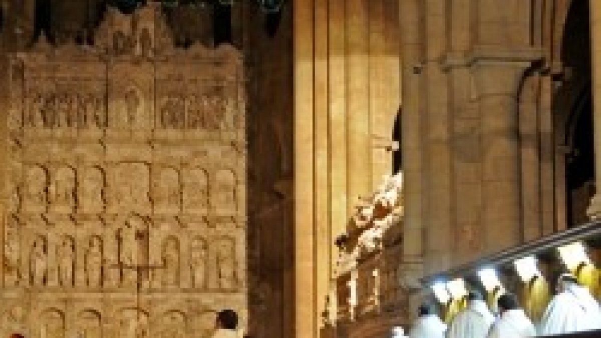 Independientemente del sentimiento político de cada monje, la comunidad se declara neutral y centrada en la oración y la acogida