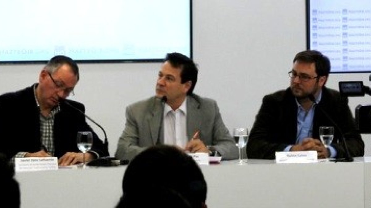 De izquierda a derecha, López Diéguez -AES-, J.Zazu -CTC- F.Paz -Vox-, R.Calvo - PFyV y Nacho Arsuaga de HazteOir