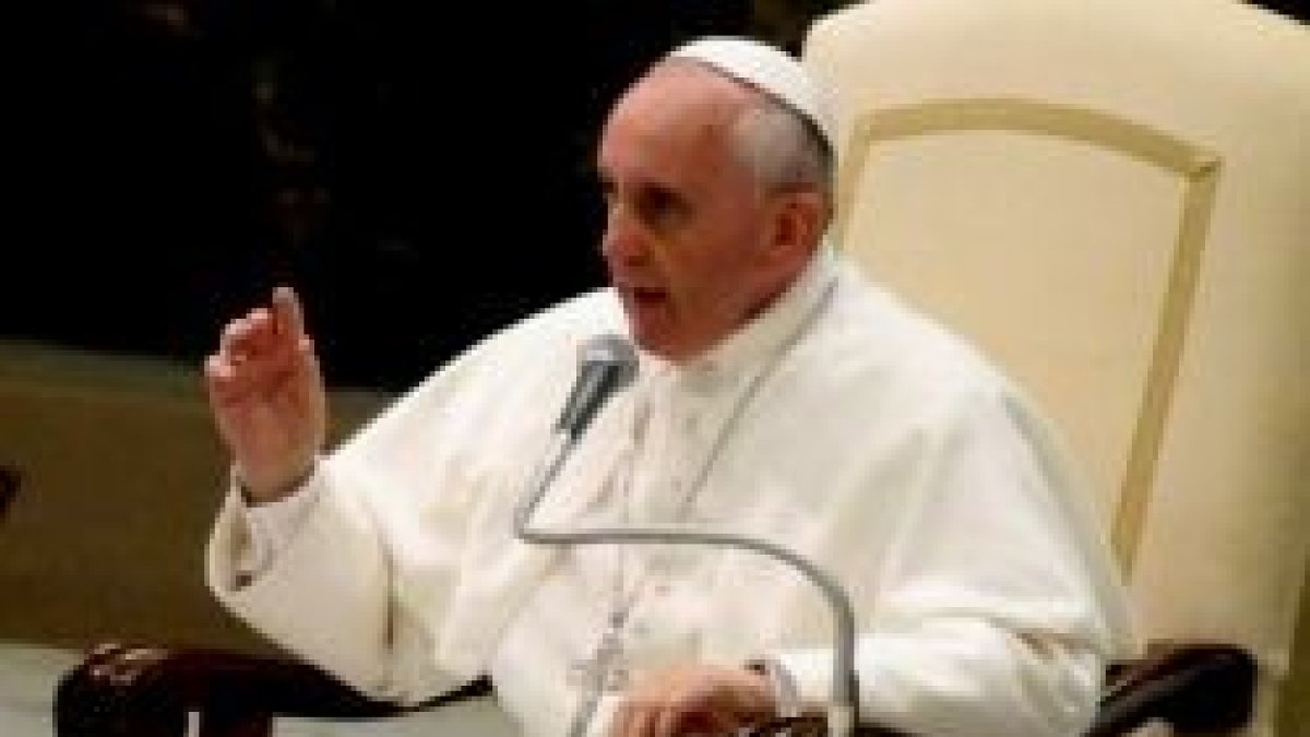 Francisco en el Aula Pablo VI, donde recibe a todo tipo de colectivos y grupos