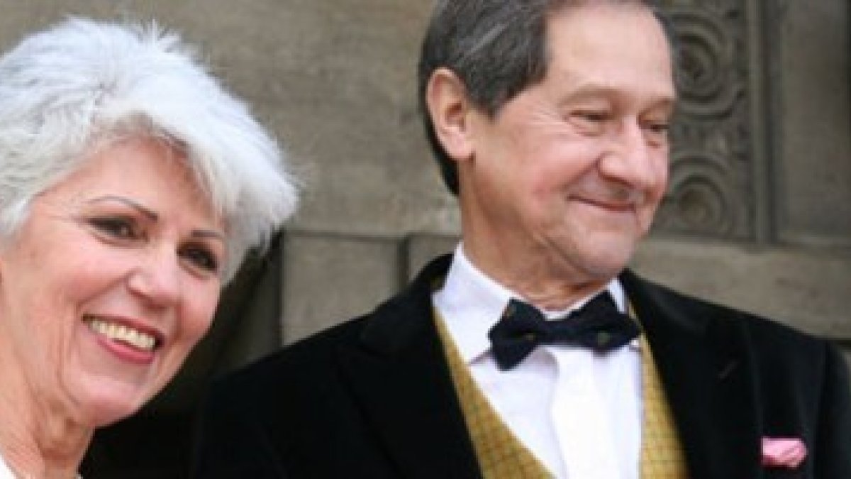 Annie y Gerard, en el día de su boda ante Dios, después de 41 años de matrimonio civil... ese día se confesaron, comulgaron y contrajeron matrimonio