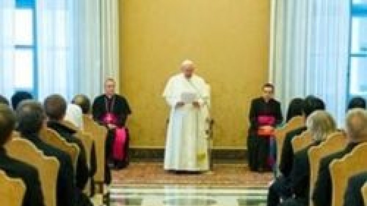 El Papa Francisco habla a la Asociación Internacional de Derecho Penal