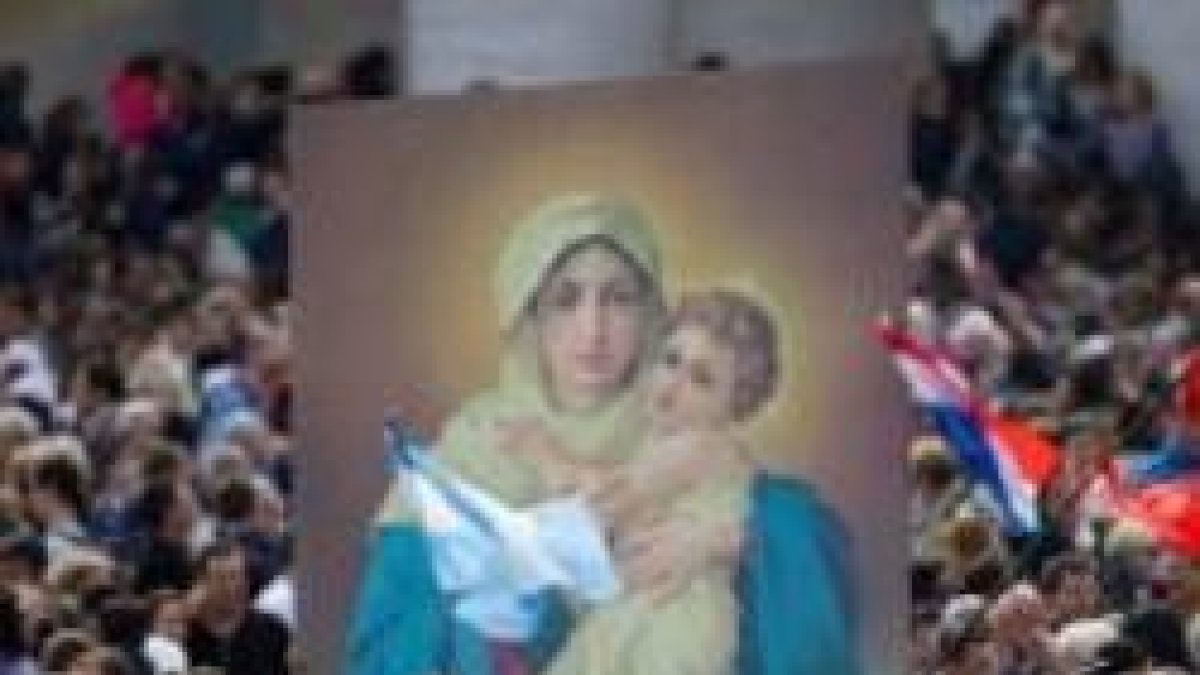 Peregrinos del Movimiento Católico de Schoenstatt en San Pedro