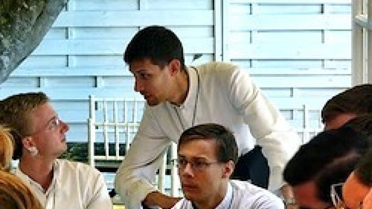 Los Misioneros de la Divina Misericordia son una comunidad de gran éxito entre los jóvenes de Toulon.