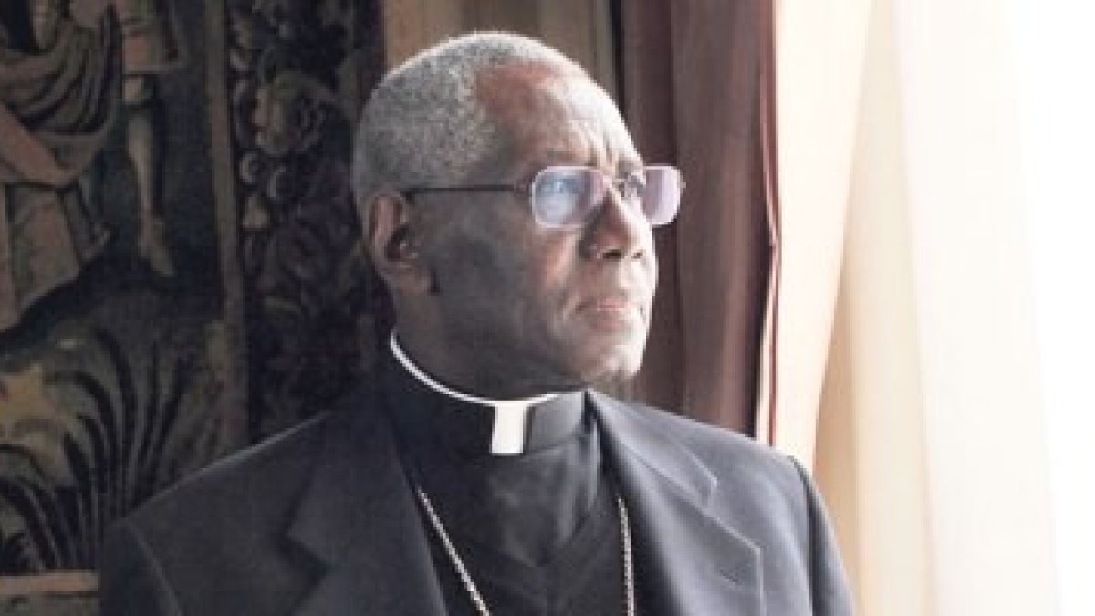 El cardenal Robert Sarah conoció las cárceles guineanas bajo un régimen comunista - hoy es Prefecto de la Congregación del Culto Divino y defensor de la familia