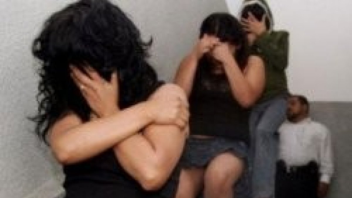 La trata de mujeres es una nueva esclatitud en crecimiento - las adoratrices la combaten con eficacia