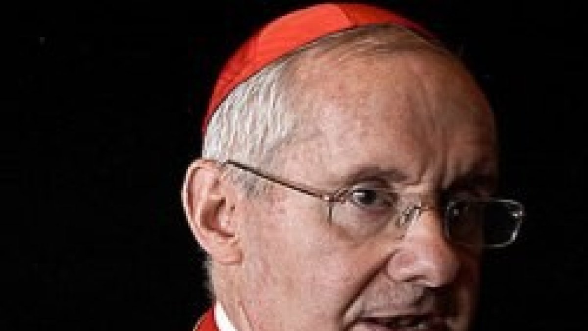 Jean Louis Tauran será el nuevo cardenal camarlengo