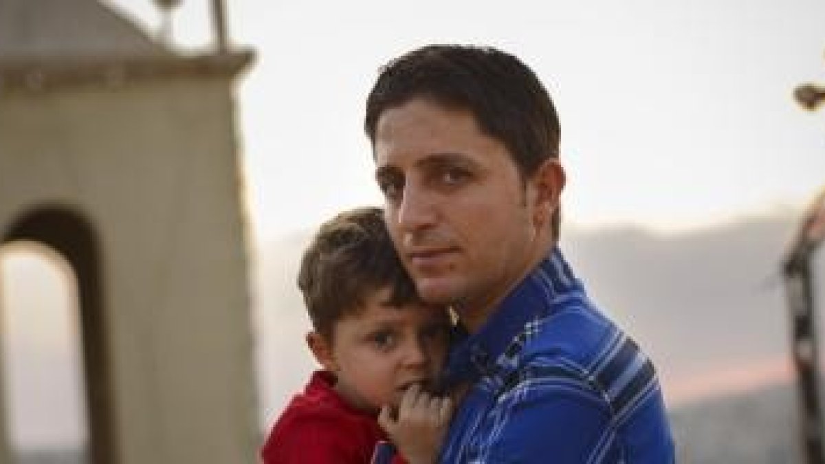 Los cristianos en Kurdistán viven con lo puesto desde hace 6 meses - no tienen nada, excepto la fe en Dios y confianza en sus hermanos