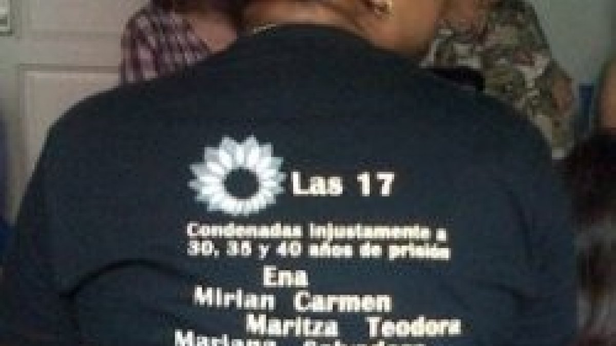 En El Salvador, el lobby abortista hace campaña con mujeres que mataron a sus bebés después de darlos a luz