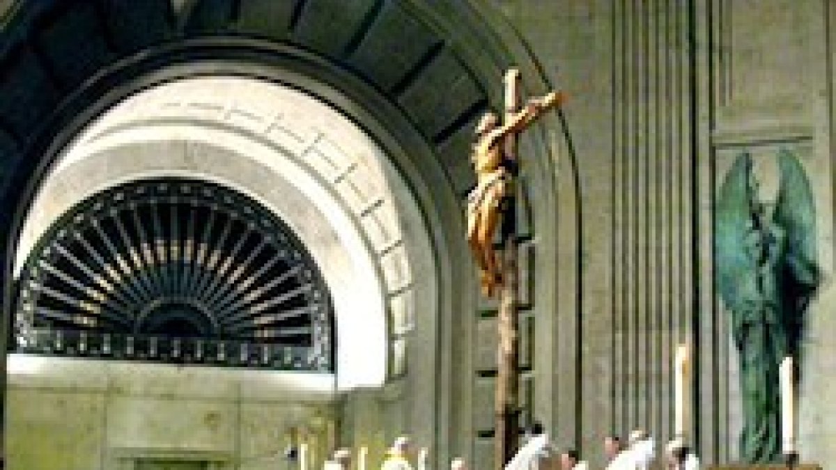 La atracción espiritual del Valle de los Caídos como abadía benedictina se complementa con un entorno arquitectónico y natural único en el mundo.