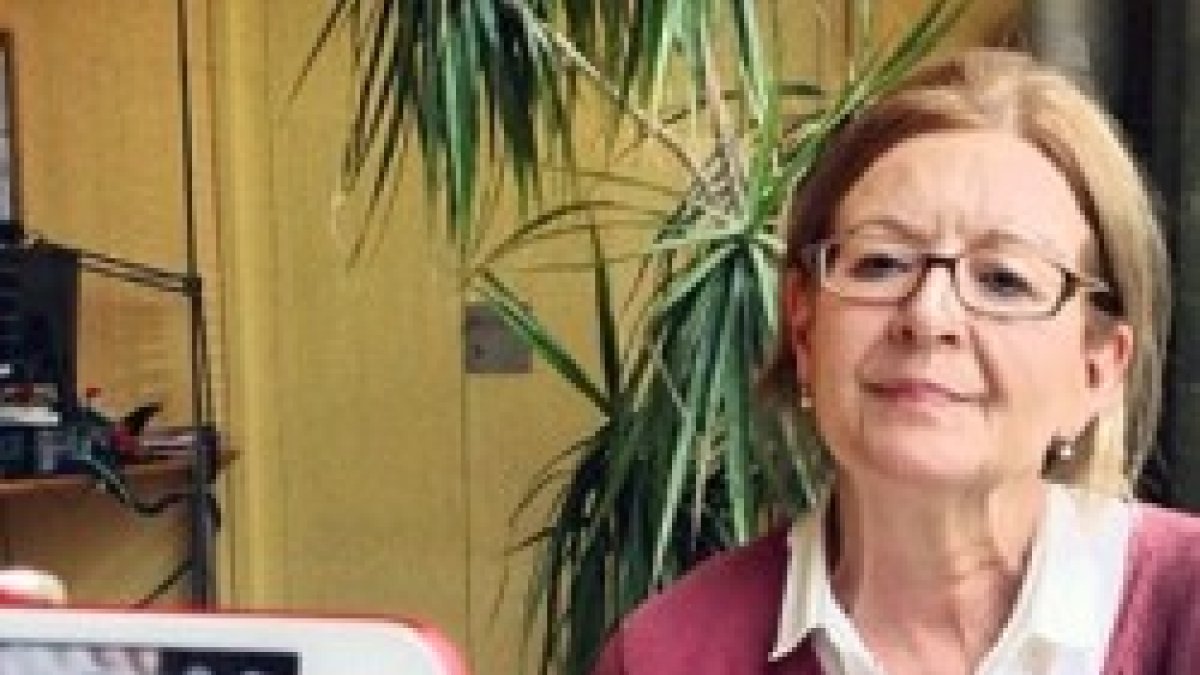 La realizadora Dolors Genovès visita diversas religiones y cultos y concluye que todos tienen el mismo trato con lo trascendente