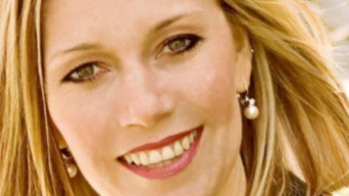 Susan Jaramillo sintió un vacío en su vida que llenó con sexo, alcohol, drogas y búsqueda de éxito profesional... cuando conoció su origen, cambió