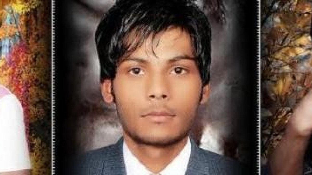 El joven Akash Bashir frenó al suicida en la entrada de la iglesia; si hubiera llegado a entrar los muertos habrían sido muchos más