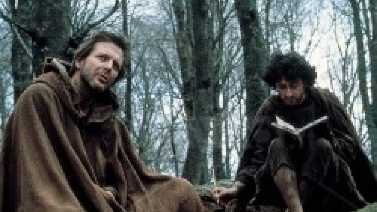 Francisco de Asís dicta algunas ideas al hermano León - en la película de 1989 de Liliana Cavani