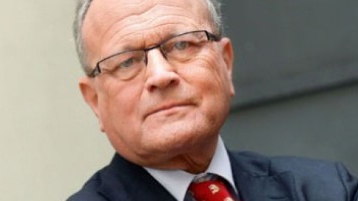 Christian Vanneste ha sido llevado a los tribunales por los lobbies gays... y siempre ha ganado porque sus datos son correctos, pero la prensa oculta sus victorias